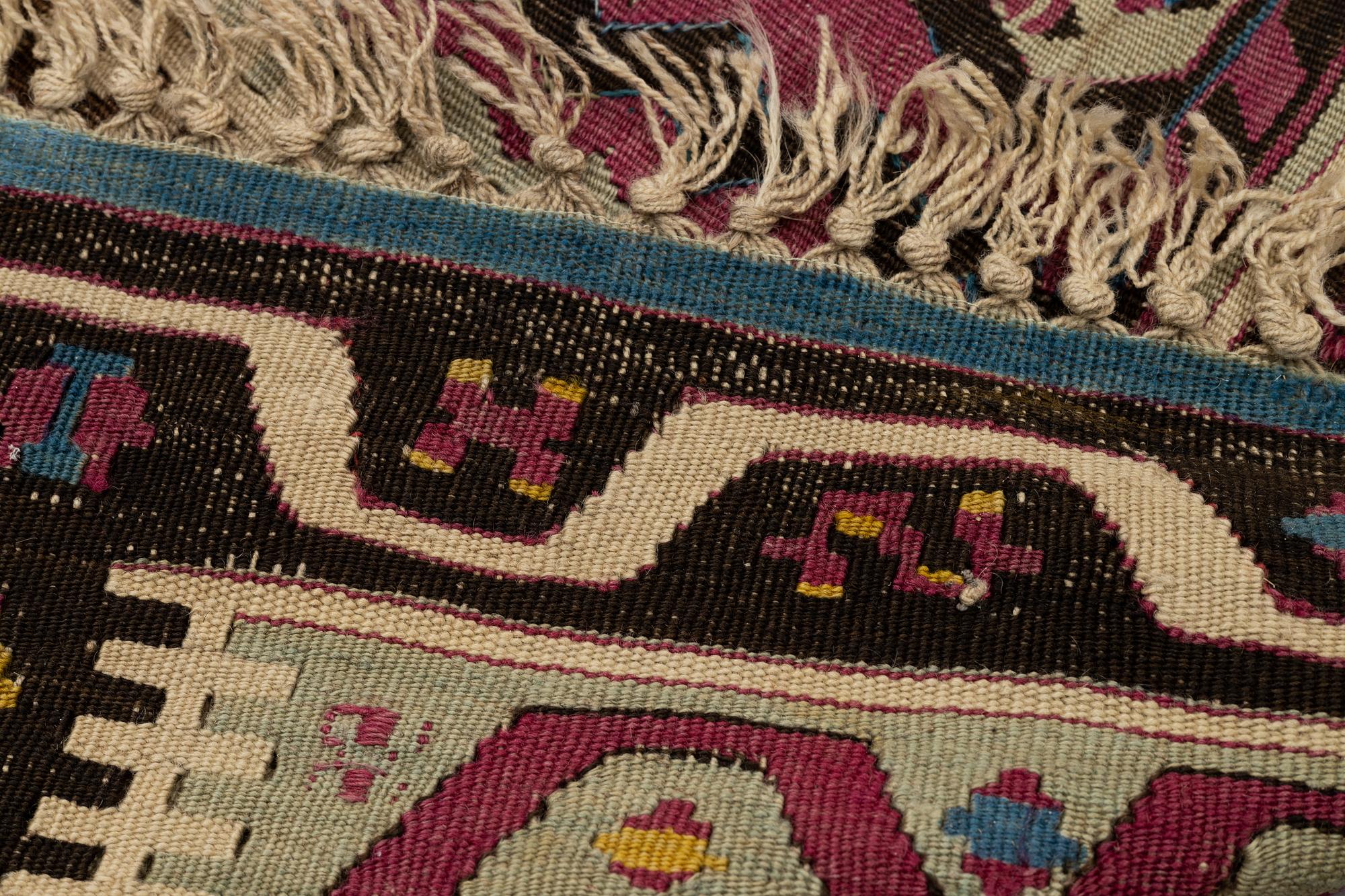 Matta, antik Anatolik Namazlyk kelim, ca 168 x 106 cm.