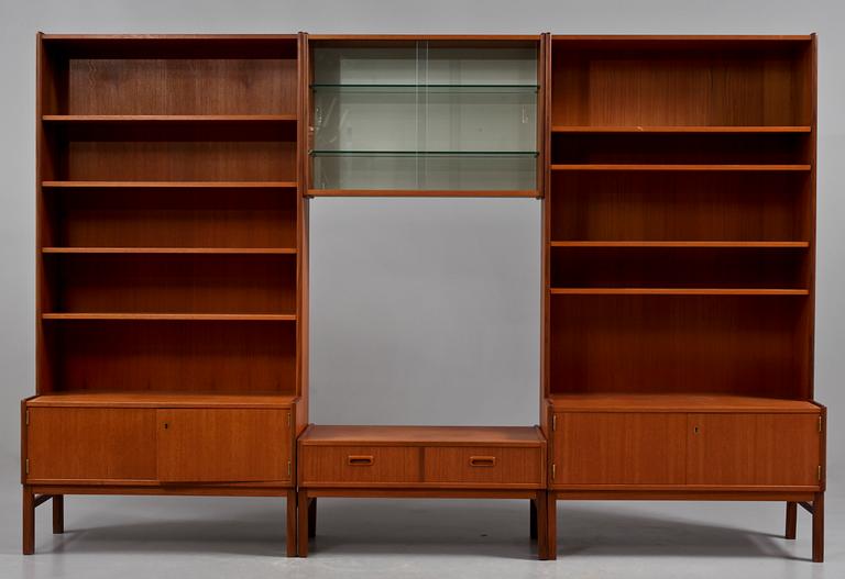 BOKHYLLESEKTION, 3 delar, 1950/60-tal.