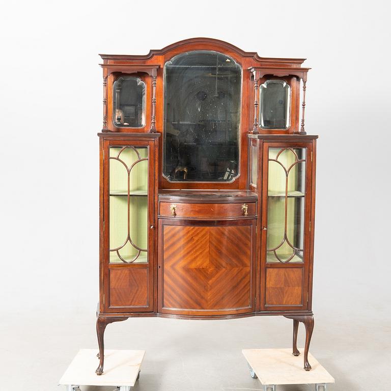 Display cabinet England first half of the 20th century.