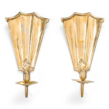 Paavo Tynell, a pair of 1930s wall sconces '7002' for Taito Finland.