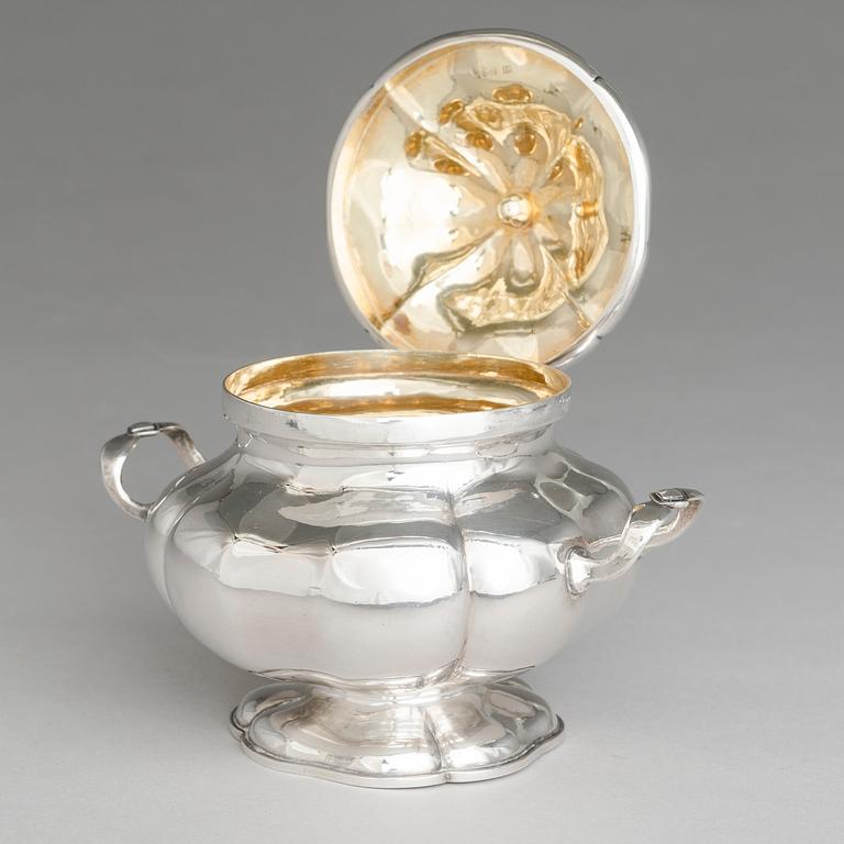 CARL SIEWERS, sockerskål, silver, S:t Petersburg 1859.