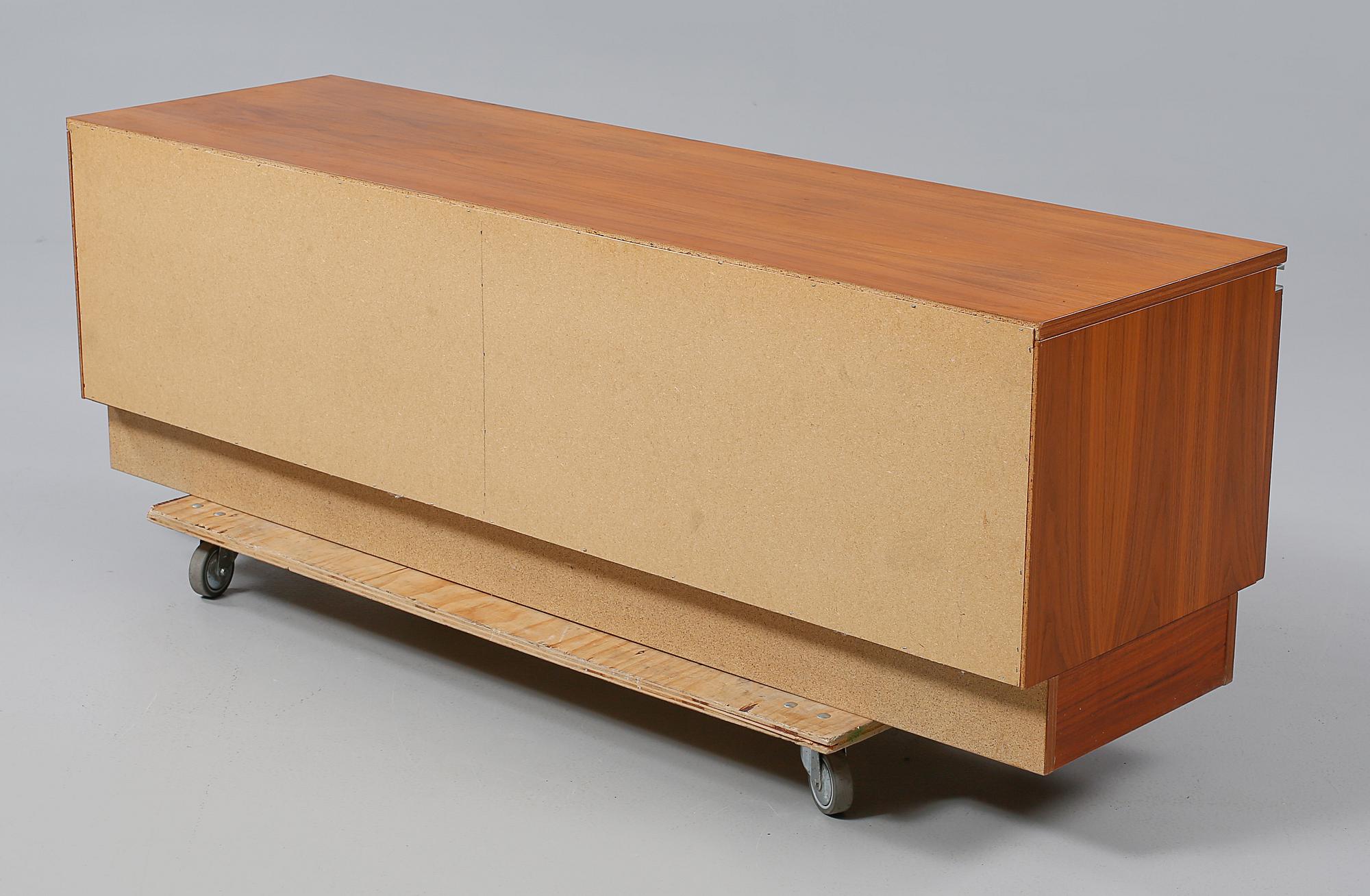 SIDEBOARD, "Mambo", Jan Ole Ertzeid, Bagn Møbelindustri, 1972/73.