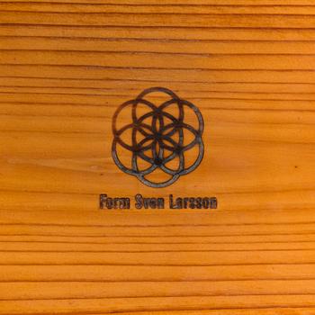 Pallar, ett par, Form Sven Larsson möbelshop, 1970-tal.