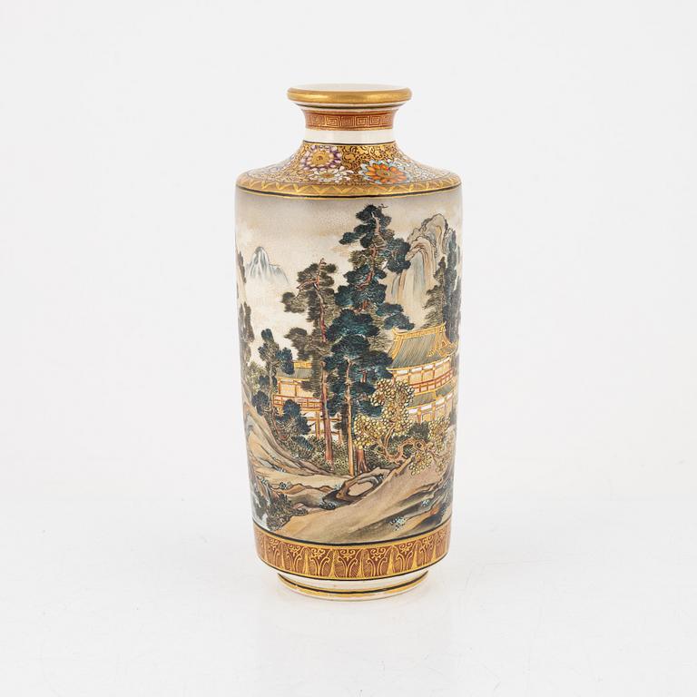 A satsuma-ware vase, Japan, 20th century.