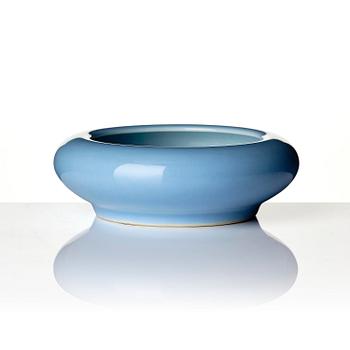 A claire de lune and a underglaze red brush washer, late Qing dynasty with Guangxu mark and early 20th century.