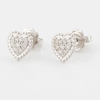 Earrings 18K white gold with brilliant-cut diamonds.