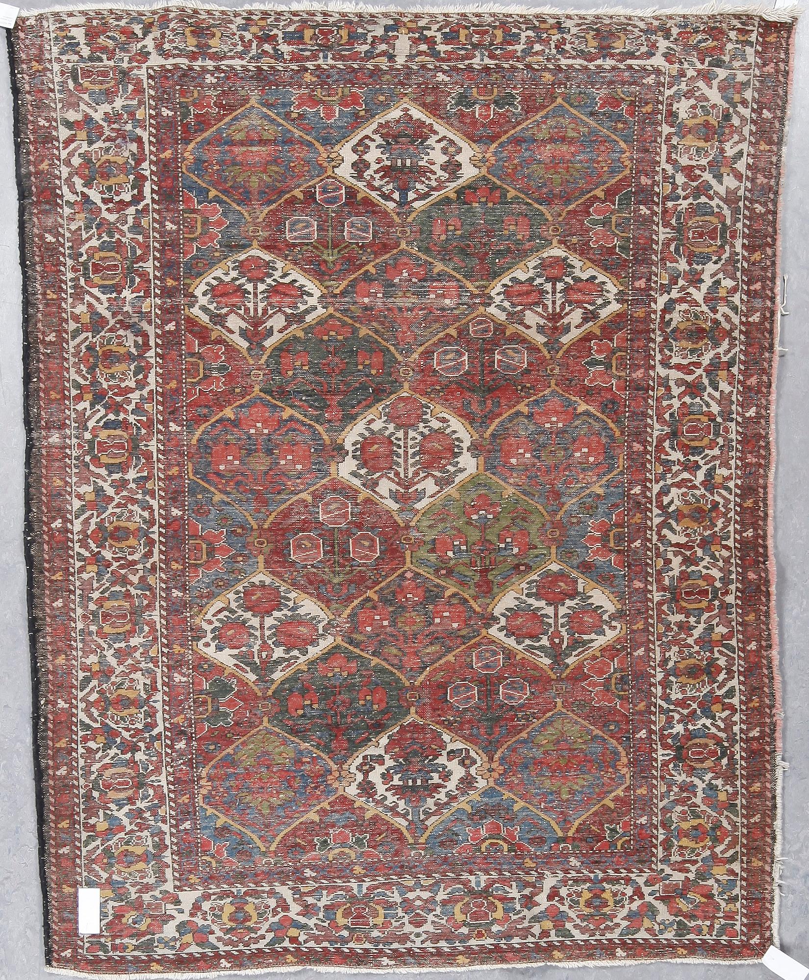 MATTA, sannolikt Bakhtiari, ca 220x160 cm.