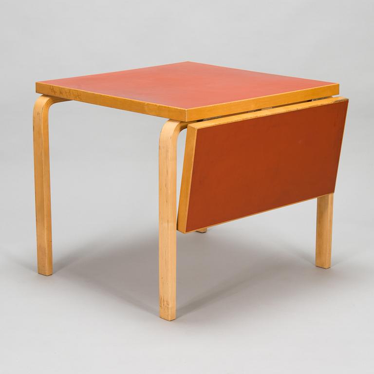 Alvar Aalto, a mid-20th-century 'DL85' table for O.Y. Huonekalu- ja Rakennustyötehdas.