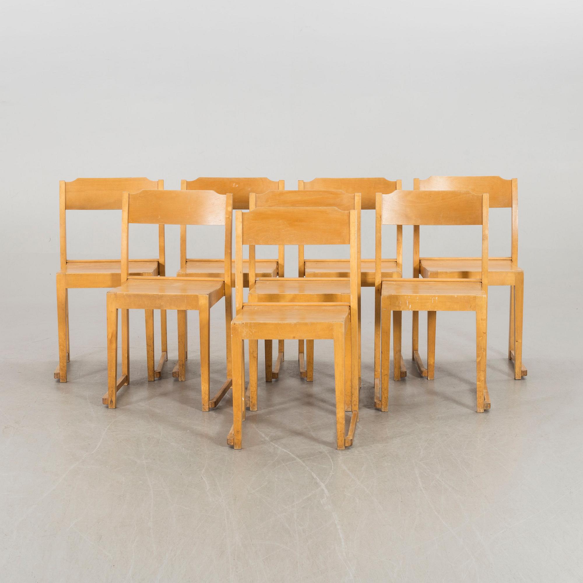 EIGHT PROBABLY SVEN MARKELIUS CHAIRS.