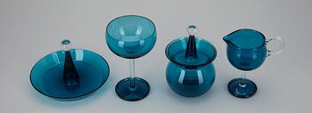 SERVIS DELAR, 4 st, glas "Harlekin", design Nanny Still, Riihimäen Lasi 1958-1968.