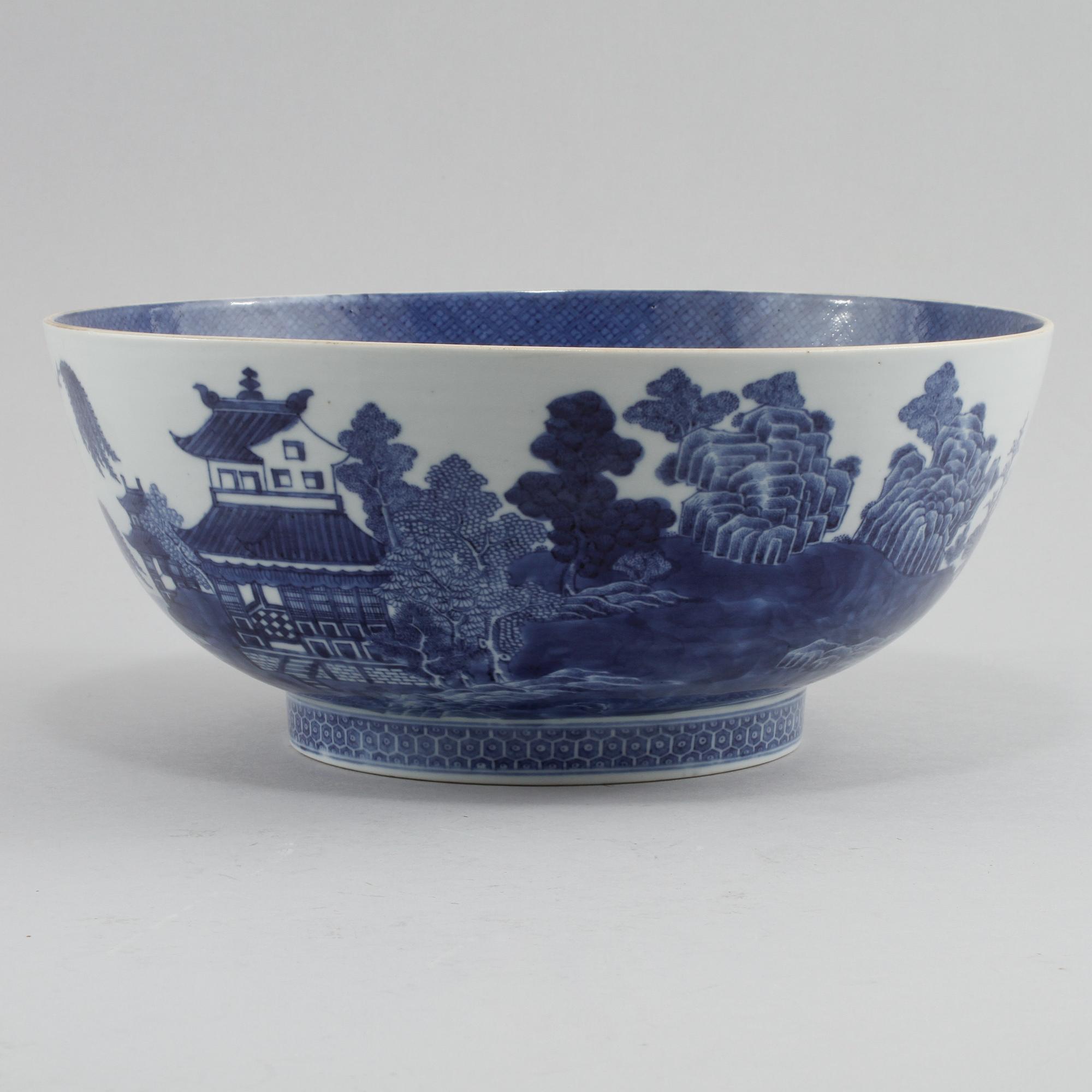 SKÅL, porslin, Kina, Jiaqing, 1796-1820.
