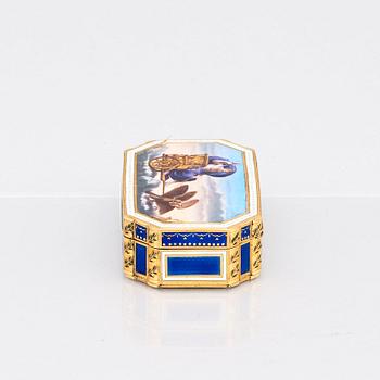 An early 19th century gold and enamel box, unidentified makers mark, possibly Hanau, Empire.