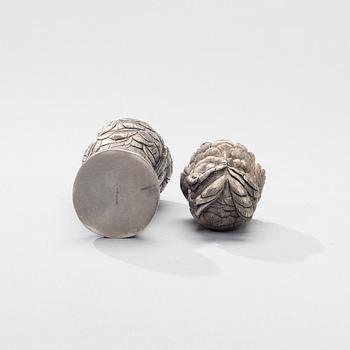PÖLLÖ, hopeaa, Helsinki 1926, A. Tillander, paino 394 g.