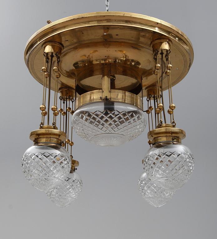 TAKLAMPA, 1900-talets första hälft. Höjd ca 52 cm.