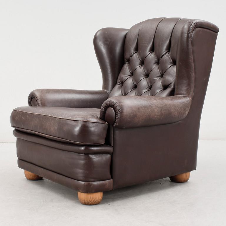 ÖRONLAPPSFÅTÖLJ, 1900-talets andra hälft.