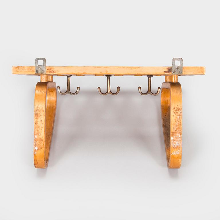 Alvar Aalto, A 1930s coat hanger, model 113, for O.Y. Huonekalu- ja Rakennustyötehdas A.B.
