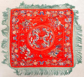 A Chinese silk cloth around 1900.