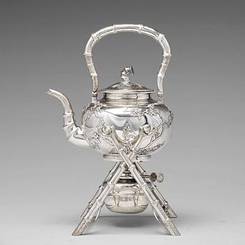 715. A Chinese Export silver kettle-on-stand, mark of Luen Wo, Shanghai, circa 1880-1925.