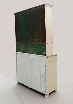 SKÅP, sengustavianskt,1800-talets första hälft.