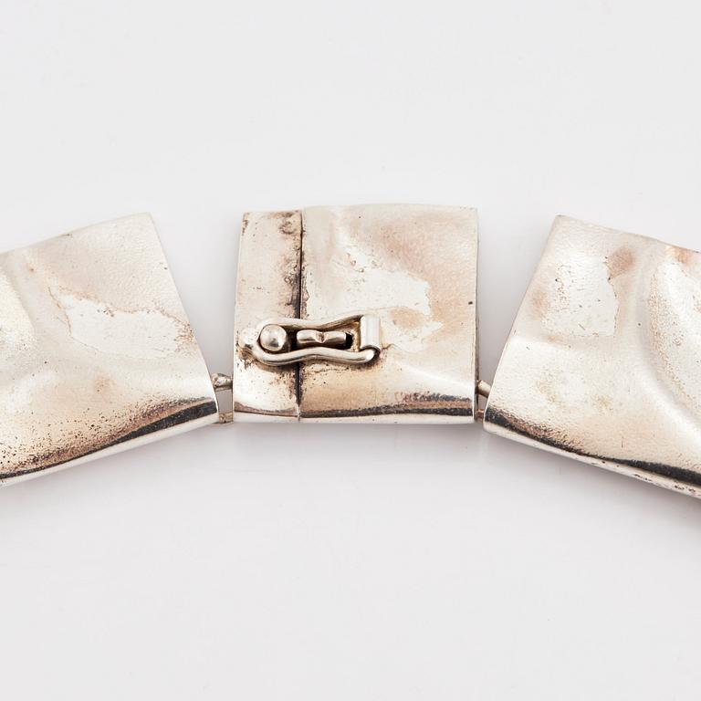 Björn Weckström, collier sterlingsilver "Galaktiska toppar", Finland 1985.