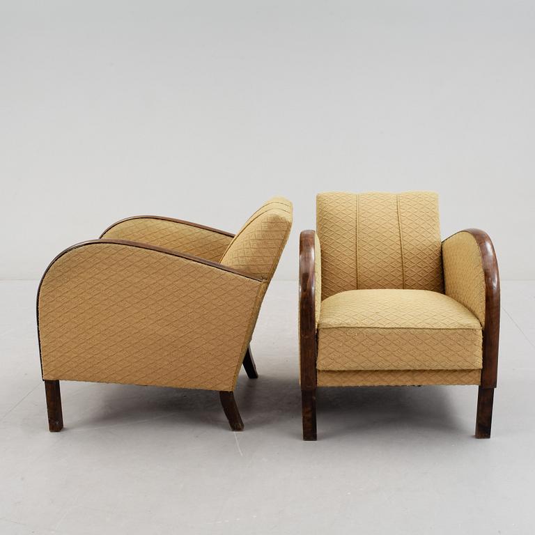 FÅTÖLJER, ett par, 1940-tal.