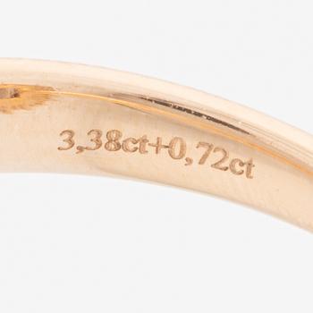 Ring, cocktailring med lila turmalin och briljantslipade diamanter.