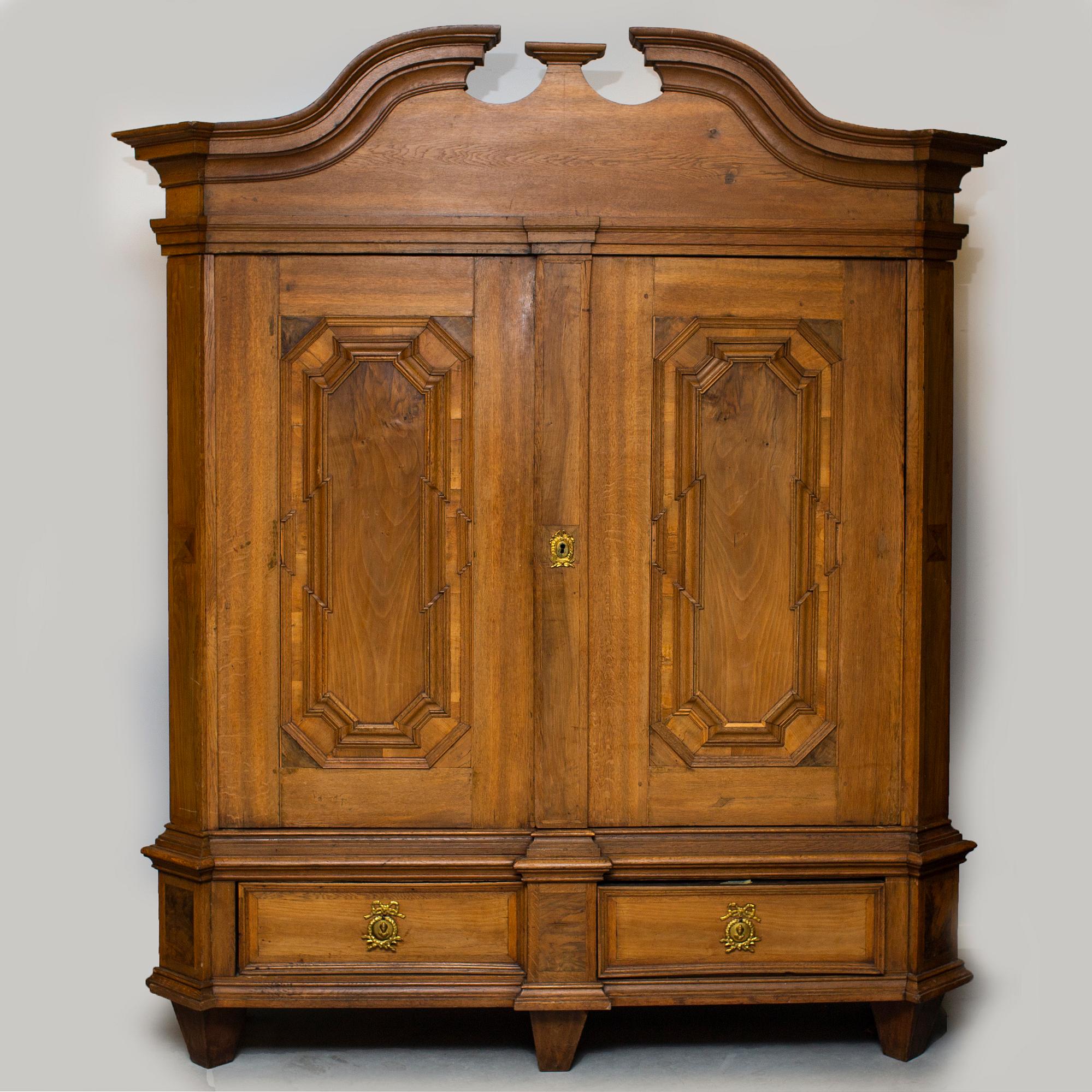 An 18th century Baroque cabinet.
