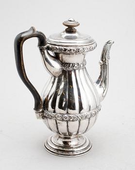 SERVERINGSKANNA, silver, sannolikt Österike-Ungern, 1800-tal. Vikt ca 625 g.