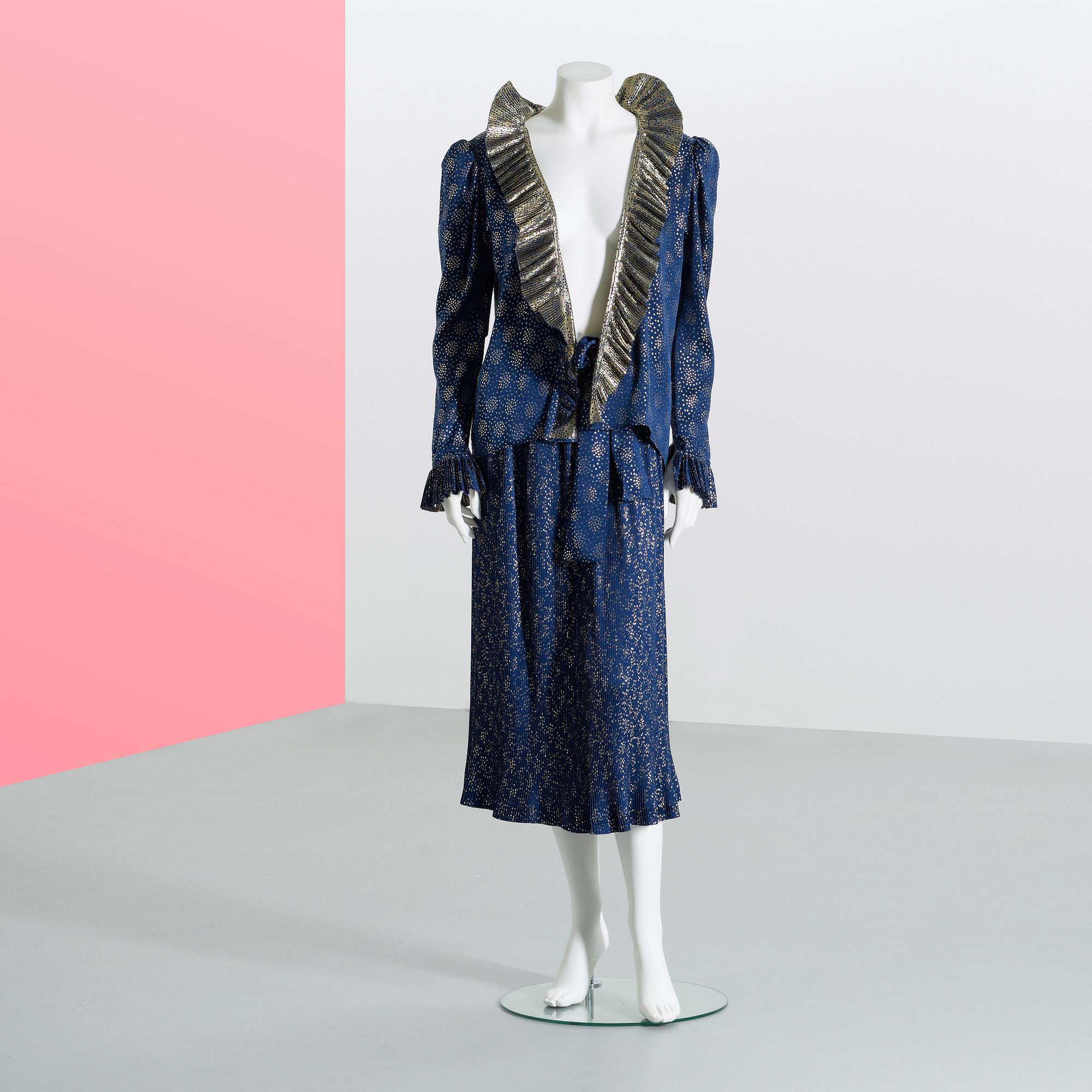 DRÄKT, två delar, Yves Saint Laurent.