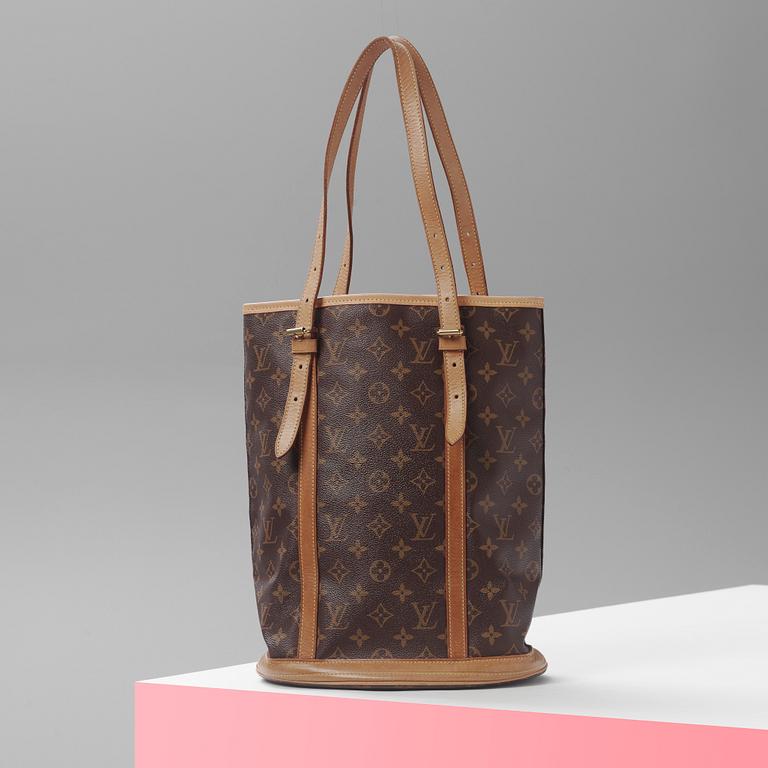 VÄSKA, Louis Vuitton, "Bucket GM" 2008.