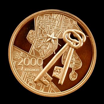 GULDMYNT, Kungliga Slottet 250 år, 2000 kr, 2004. Vikt ca 12 g.