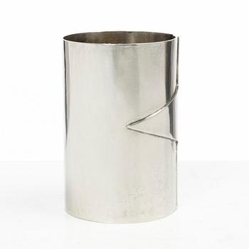 W.A. Bolin, vas, sterling silver, design Barbro Littmarck, Stockholm 1971.