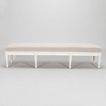 A late Gustavian bench from early 19th century.