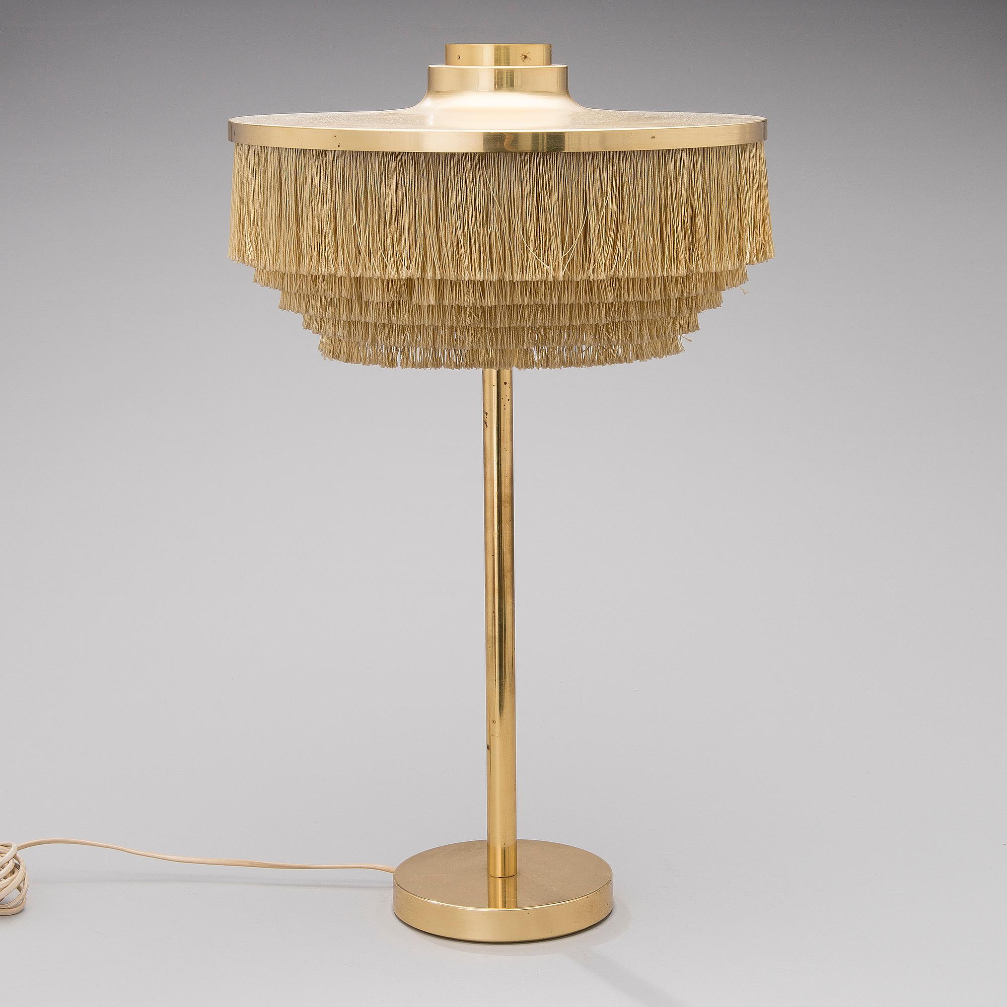 HANS AGNE JAKOBSSON, pöytävalaisin, malli B 138, Markaryd 1970-luku.