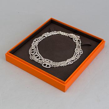 A Hermès Farandole sterling silver necklace chain.