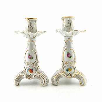 Bowl and candlesticks, a pair, Rococo style, Germany, first half of the 20th century, porcelain.