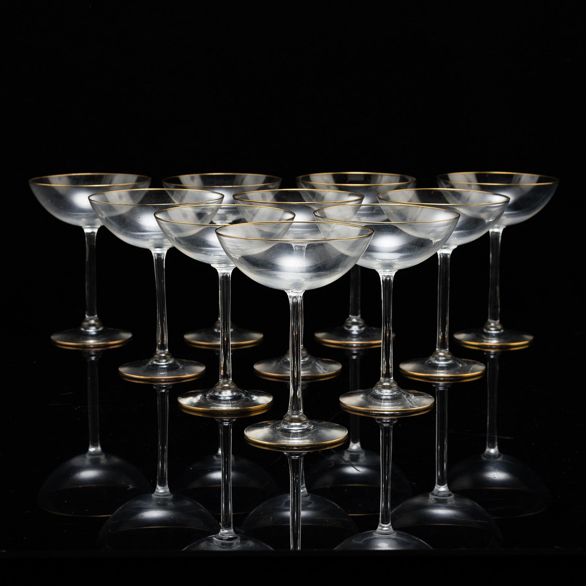 10 champagne glas.