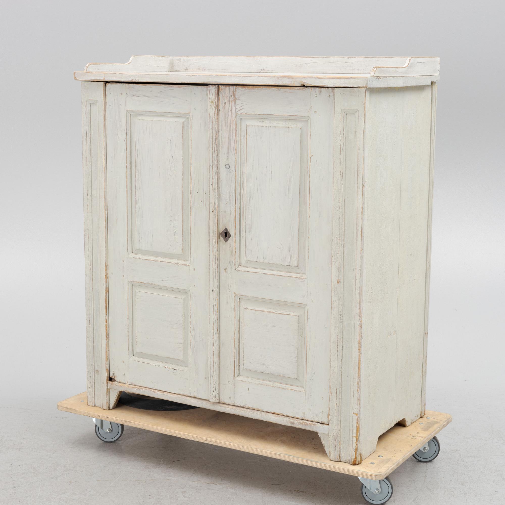 Sideboard, circa mid-19th century. - Bukowskis