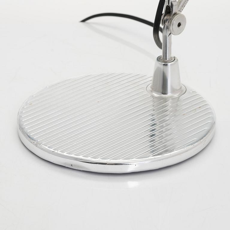 Michele De Lucchi & Giancarlo Fassina, pöytävalaisin, "Tolomeo, micro", Artemide, Italia 2000-luku.