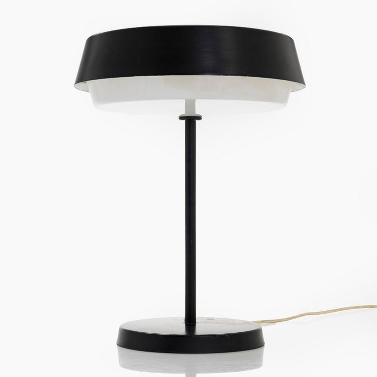 Voitto Haapalainen, Bordslampa, modell M5-9, Idman, 1960-tal.