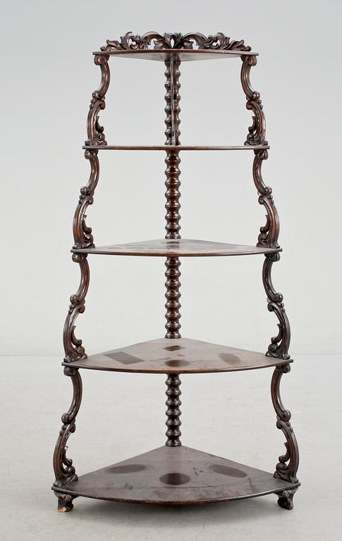 HÖRNHYLLA, nyrokoko, 1800-tal.