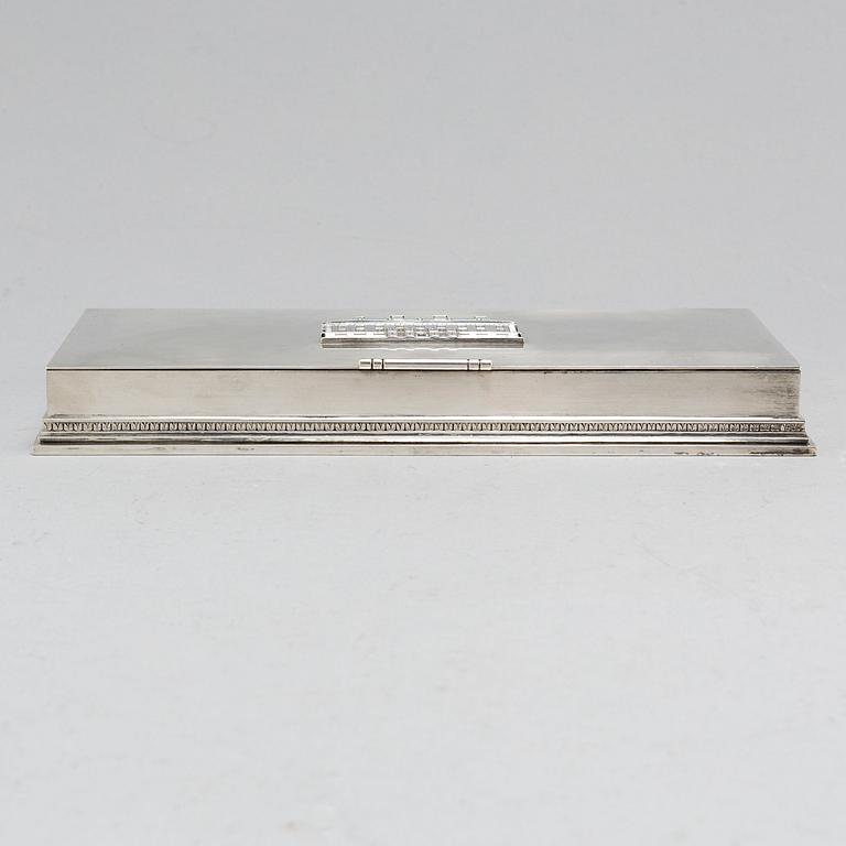 An Atelier Borgila silver box, Stockholm, 1952.