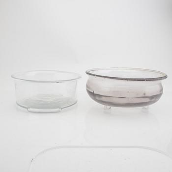 Signe Persson-Melin, a set of two glass bowls Kosta Boda samples.