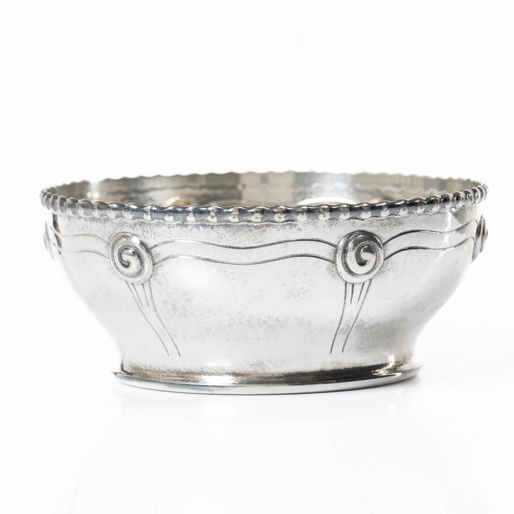 Fritz S Heimbürger, an Art Nouveau silver bowl, Denmark, 1916.