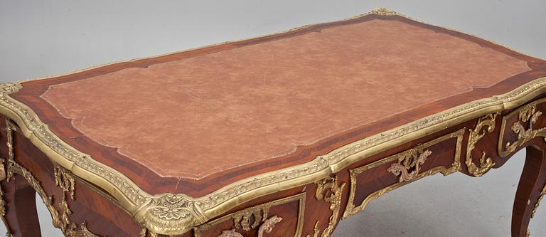 SKRIVBORD, Louis XV-stil, 1900-tal.