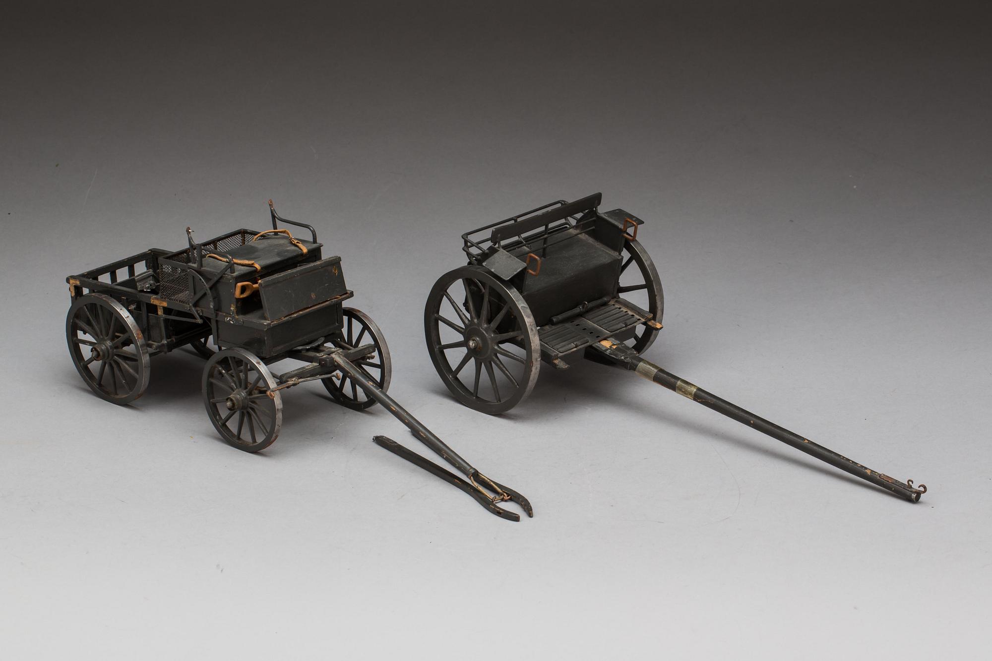 MILITÄRA VAGNAR, 2 st, 1900-talets början.