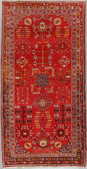 MATTA, semiantik Khotan. Ca 263,5 x 138 cm.