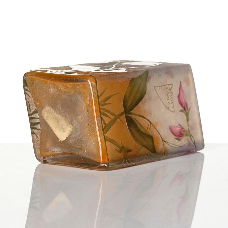 Daum Frères, a set of two Art Nouveau cameo glass vases, Nancy, France.
