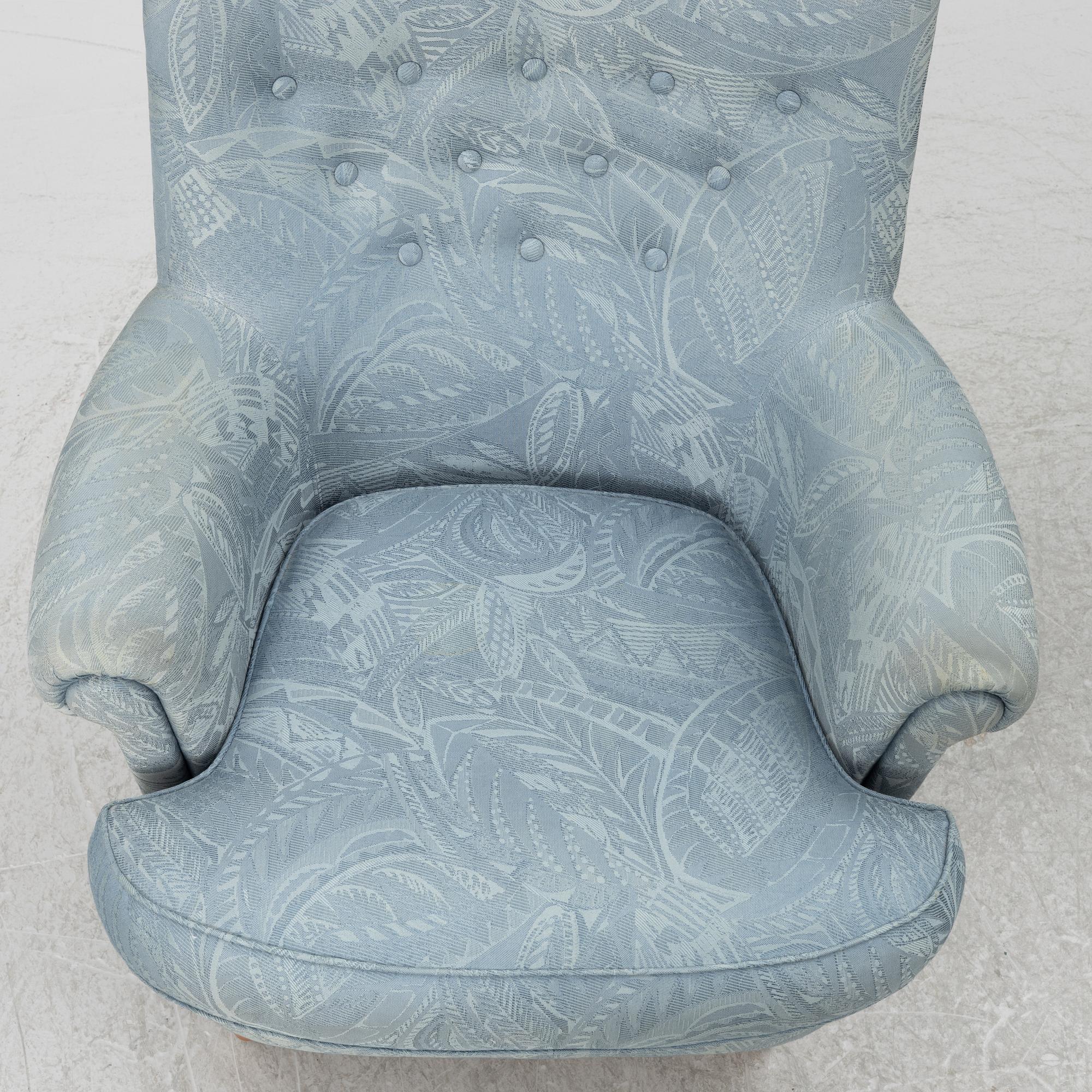 Carl Malmsten, a pair of easy chairs, OH Sjögren, end of the 20th century.