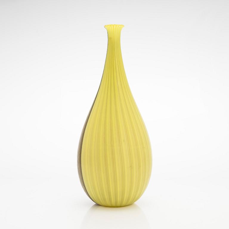 Carlo Scarpa, vase, 'Tessuto' signed Venini Murano Italia.